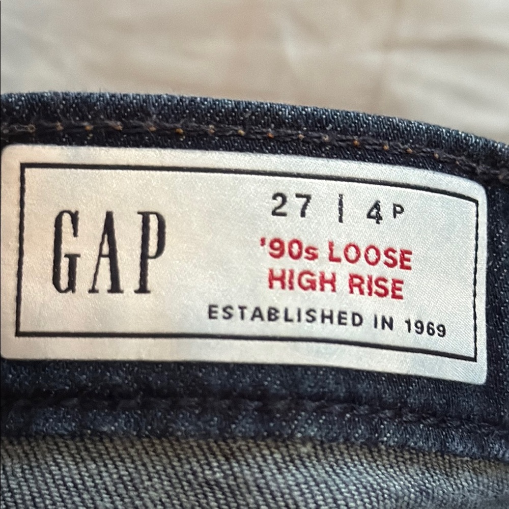 GAP High Rise Loose Fit Denim - Picture 4 of 4